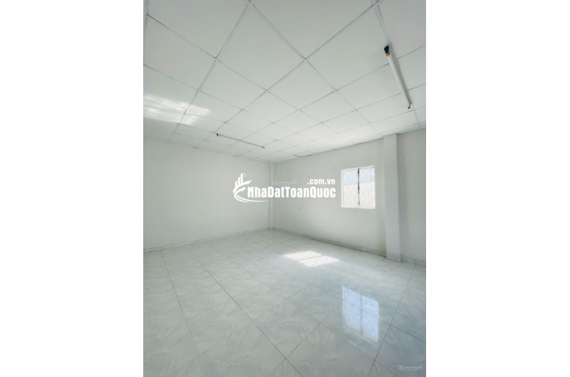 Bán nhà trên đường Lê Đức Thọ, P.16, 100m giá chỉ 7 tỷ, hẻm thông.